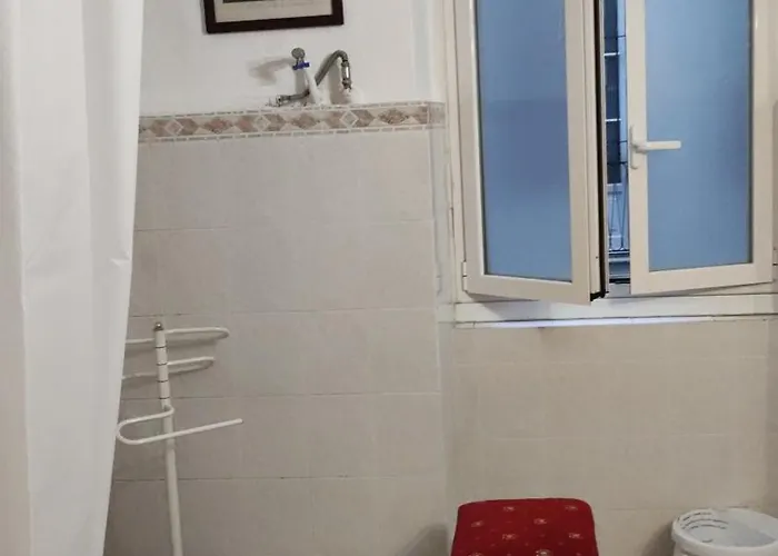 Hostal Hostello Genovese Génova