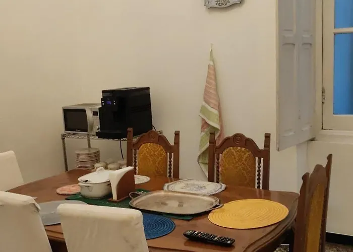 Hostello Genovese Hostal